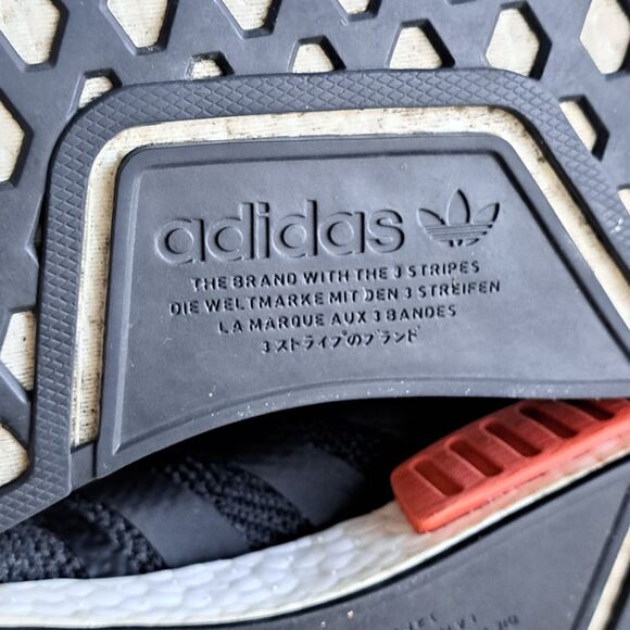 Adidas NMD R1 Men’s 11 Core Black Raw Amber Running Sneakers AQ0882 Shoes - Picture 11 of 12